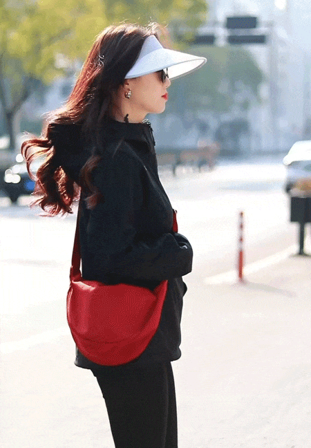 必一体育99起疯抢国产「始祖鸟」！全身黑科技颜值比肩lulu牛津大学登山队都在穿(图17)