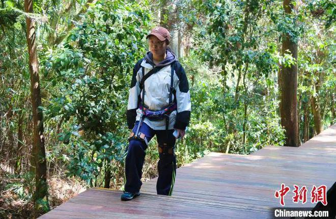 爬山也有“外挂”!福建多景区已引入!(图1) 爬山也有“外挂”!福建多景区已引入!(图1)