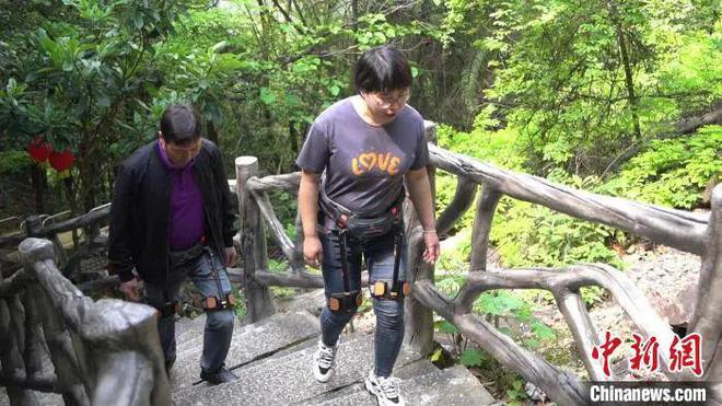 爬山也有“外挂”!福建多景区已引入!(图2) 爬山也有“外挂”!福建多景区已引入!(图2)