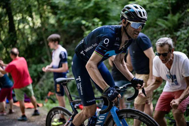 运动装备市场规模将超6000亿珠峰攀登季看点多 犀牛说(图32) 运动装备市场规模将超6000亿珠峰攀登季看点多 犀牛说(图32)