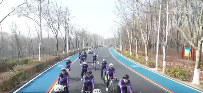 赛事热、消费火500万人次、3075亿元!全民健身新潮流 “骑”出经济新热力(图12) 赛事热、消费火500万人次、3075亿元!全民健身新潮流 “骑”出经济新热力(图12)