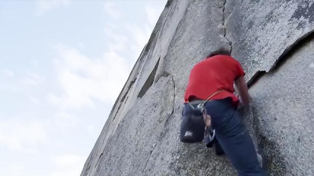 49岁男子崂山坠亡遇难全过程曝光遗体无人机运下山一语成谶(图7)